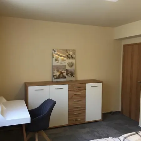 Apartament Luxusni Apartman *